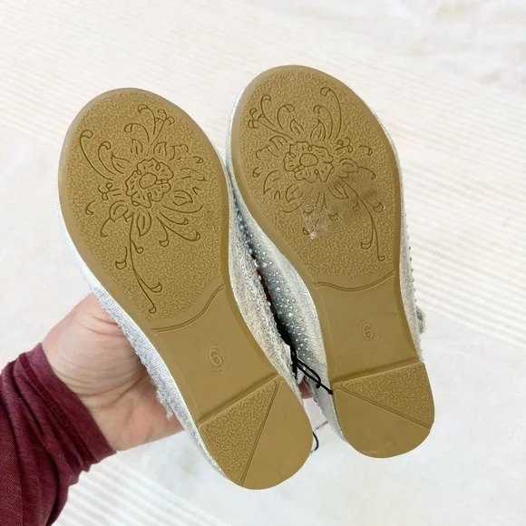 NWT Badgley Mischka Toddler Girls' Glitter Dress Shoe - Picture 6 of 12